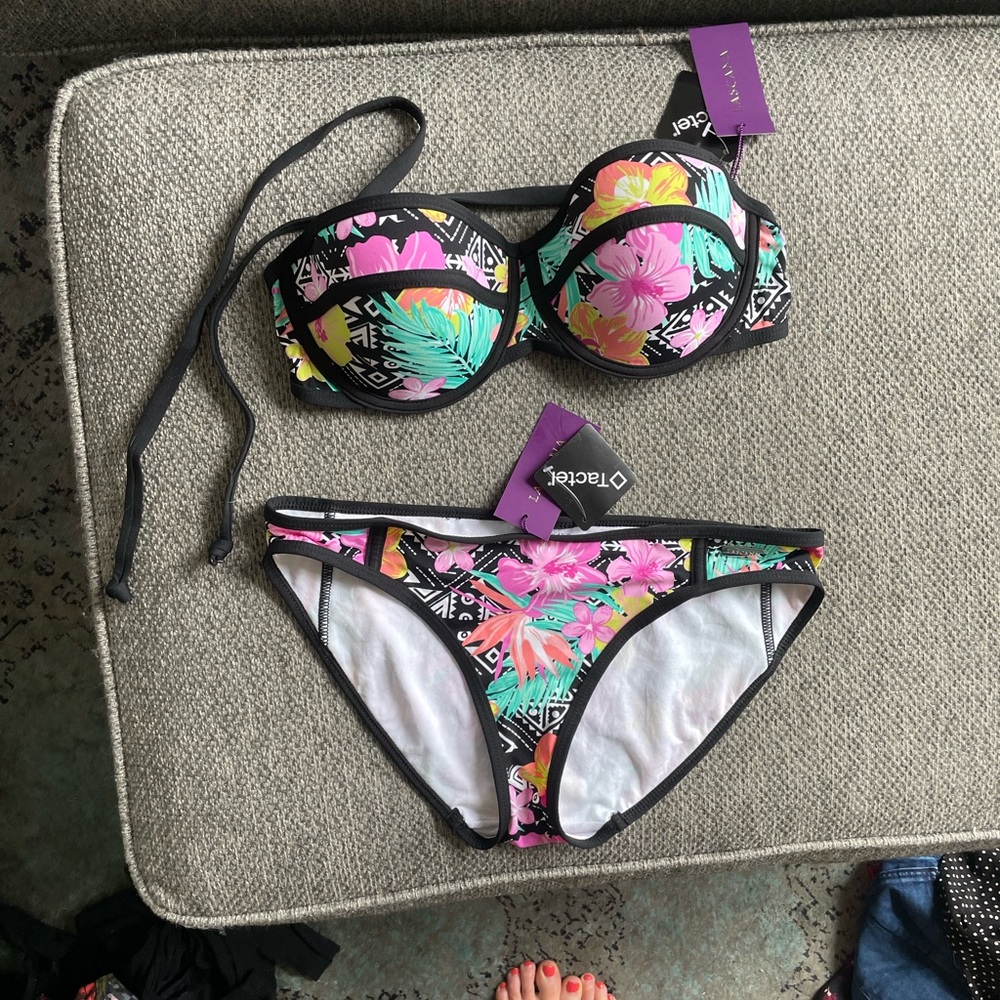 Brand new (with tags) Victoria’s Secret push-up bikini
